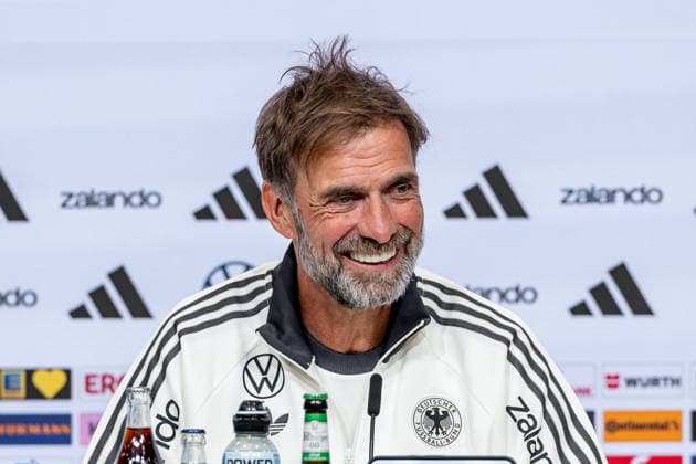 Juergen Klopp (Chef-Trainer Bundestrainer, Deutschland) lachend Portrait Portraet GER, Deutschland vs. Serbien, Fussball, UEFA Nations League, Ligaphase Liga A, Abschluss-Pressekonferenz, Spielzeit 2026 2027, 30.09.2026 (DFL DFB REGULATIONS PROHIBIT ANY USE OF PHOTOGRAPHS as IMAGE SEQUENCES and or QUASI-VIDEO). Foto: HMB Media Heike Feiner Copyright: HMBxMedia HeikexFeiner