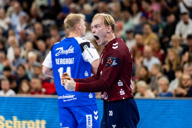 FLENSBURG, GERMANY - SEPTEMBER 30: goalie celebration joy after saved ball Simon Möller (SG Flensburg-Handewitt, 30) during the EHF European League match between SG Flensburg-Handewitt vs Fraikin BM. Granollers at GGW Arena on matchday 1 of the Group Matches Group E on September 30, 2026 in Flensburg, Germany. Schleswig-Holstein Germany Copyright: xMarioxM.xKobergx