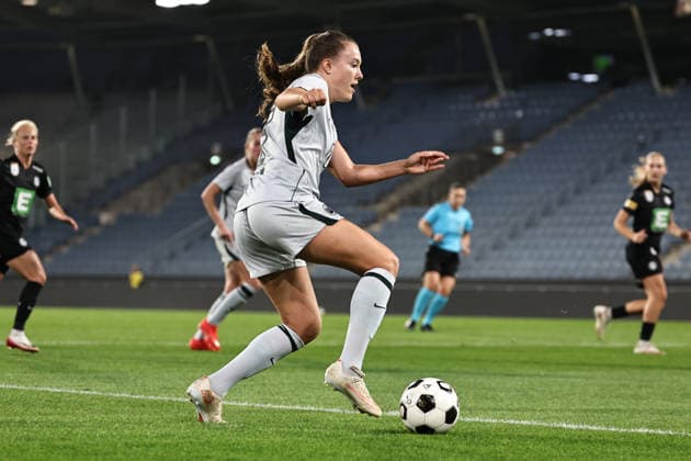 SOCCER - WEC, Sturm vs Wolfsburg GRAZ,AUSTRIA,30.SEP.26 - SOCCER - UEFA Women s Europa Cup, qualification, SK Sturm Graz vs VfL Wolfsburg. Image shows Camilla Kuever (Wolfsburg).  GEPAxpictures xChrisxBauer