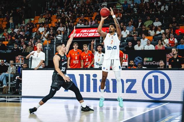 Konstantin Toshkov (Balkan Botevgrad) and Ibi Watson (ratiopharm ulm) battle for the ball during the BKT EuroCup 2026 2027 match between ratiopharm ulm and Balkan Botevgrad at ratiopharm Arena on September 30, 2026 in Neu Ulm, Germany. (Photo by Harry Langer DeFodi Images) -