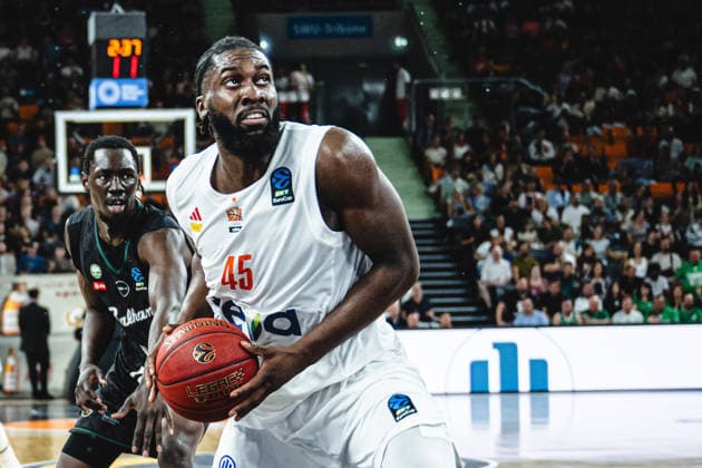 Oluwasimisola Shittu (ratiopharm ulm) battle for the ball during the BKT EuroCup 2026 2027 match between ratiopharm ulm and Balkan Botevgrad at ratiopharm Arena on September 30, 2026 in Neu Ulm, Germany. (Photo by Harry Langer DeFodi Images) -