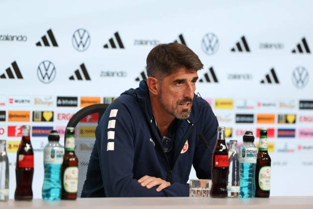 Veljko Paunovic (Serbien, Nationaltrainer) bei der Pressekonferenz, GER, Serbien Nationalmannschaft, Abschluss-Pressekonferenz, Fussball, UEFA Nations League, Saison 2026 2027, 30.09.2026, GER, Serbien Nationalmannschaft, Abschluss-Pressekonferenz, Fussball, UEFA Nations League, Saison 2026 2027, 30.09.2026 Muenchen Copyright: xEibner-Pressefoto JennixMaulx EP_JML