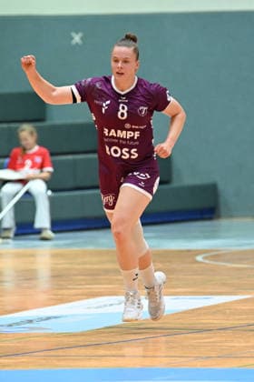 30.09.2026,GER, Handball, Frauen, DHB-Pokal, Saison 2026 2027, 2. Spieltag, HSV Solingen Gräfrath 76 vs. TuS Metzingen Torjubel Jubel Jubellauf, Ida Petzold (TuS Metzingen 8), Solingen Klingenhalle NRW Deutschland Germany Copyright: xNordphoto Meuterx
