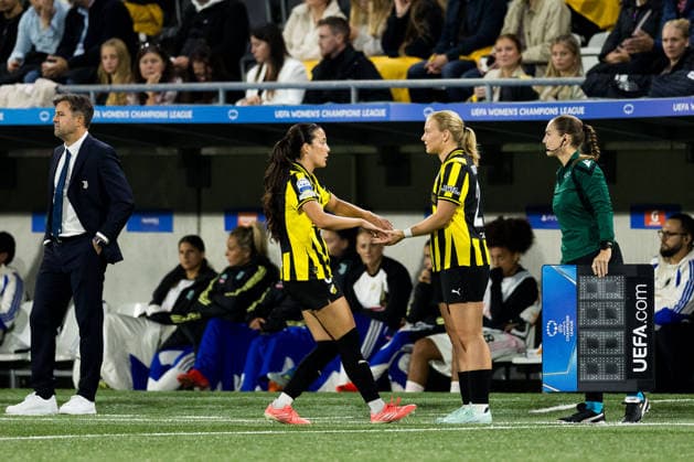 260930 Delaney Egbuka and Johanna Fossdalsa Sorensen of Häcken during the Women s Champions League football match between Häcken and Juventus on September 30, 2026 in Göteborg. Photo: Michael Erichsen BILDBYRAN COP 89 MI1032 fotboll football soccer fotball uefa womens champions league häcken juventus dam bbeng fotboll football soccer fotball uefa womens champions league häcken juventus dam bbeng Copyright: MICHAELxERICHSEN BB260930MI058