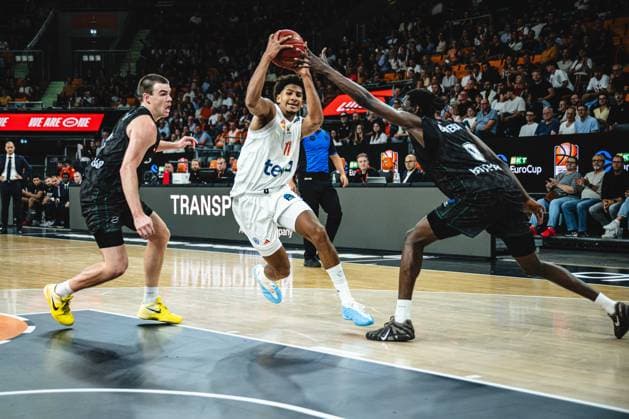 Alexander Ducas (Balkan Botevgrad), Meissa Faye (ratiopharm ulm) and Wena David Okwera (Balkan Botevgrad) battle for the ball during the BKT EuroCup 2026 2027 match between ratiopharm ulm and Balkan Botevgrad at ratiopharm Arena on September 30, 2026 in Neu Ulm, Germany. (Photo by Harry Langer DeFodi Images) -