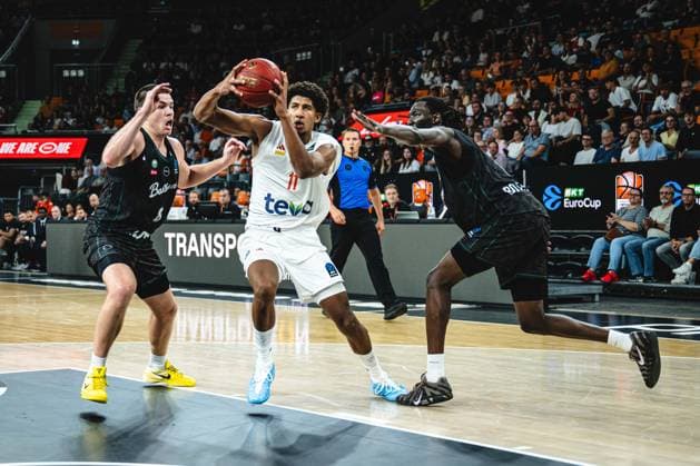 Alexander Ducas (Balkan Botevgrad), Meissa Faye (ratiopharm ulm) and Wena David Okwera (Balkan Botevgrad) battle for the ball during the BKT EuroCup 2026 2027 match between ratiopharm ulm and Balkan Botevgrad at ratiopharm Arena on September 30, 2026 in Neu Ulm, Germany. (Photo by Harry Langer DeFodi Images) -