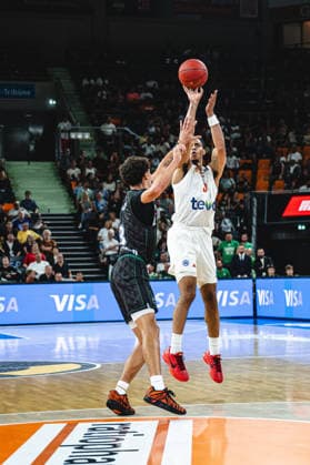 Javante McCoy (Balkan Botevgrad) and Jaylen Sims (ratiopharm ulm) battle for the ball during the BKT EuroCup 2026 2027 match between ratiopharm ulm and Balkan Botevgrad at ratiopharm Arena on September 30, 2026 in Neu Ulm, Germany. (Photo by Harry Langer DeFodi Images) -