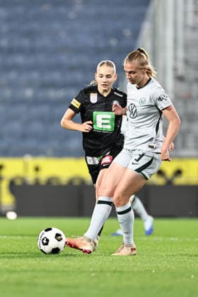 SOCCER - WEC, Sturm vs Wolfsburg GRAZ,AUSTRIA,30.SEP.26 - SOCCER - UEFA Women s Europa Cup, qualification, SK Sturm Graz vs VfL Wolfsburg. Image shows Lieske Carleer (Wolfsburg).  GEPAxpictures xChrisxBauer