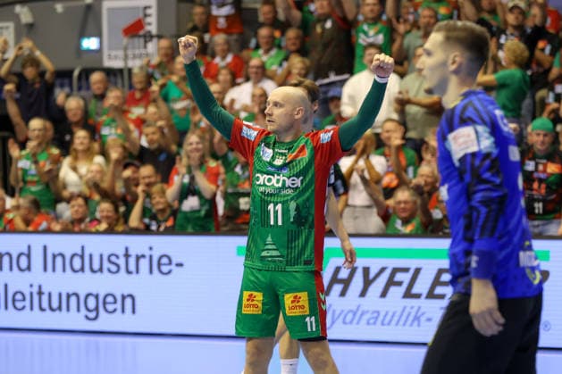 30.09.2026, xgox, Handball Opel HBL, SC Magdeburg - THW Kiel emspor, v.l. Daniel Pettersson (Magdeburg, 11) Jubel, Torjubel, jubelt ueber das Tor, celebrate the goal, celebration Magdeburg