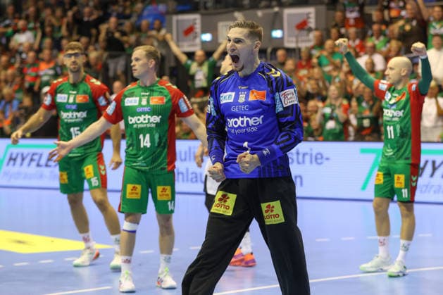 30.09.2026, xgox, Handball Opel HBL, SC Magdeburg - THW Kiel emspor, v.l. Dominik Kuzmanovic (Magdeburg, 1) Jubelt ueber gehaltenen Ball, abgewehrt, gehalten, Torhueter Magdeburg