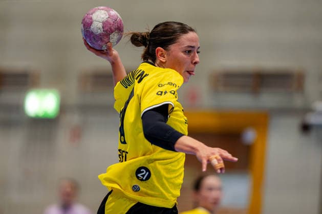 Dortmund, 30.09.2026, Handball, Damen, DHB-Pokal, 2. Runde , BVB Borussia Dortmund - SV Union Halle-Neustadt Kelly Vollebregt (BVB, 31) beim Torwurf