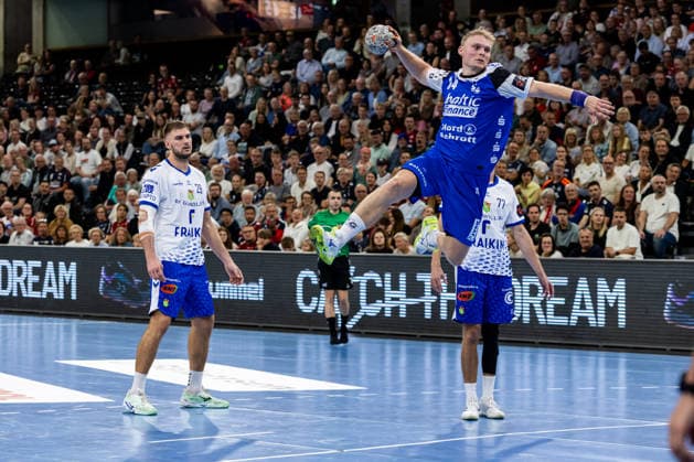 FLENSBURG, GERMANY - SEPTEMBER 30: Emil Siersbaek Bergholt (SG Flensburg-Handewitt, 14) in attack during the EHF European League match between SG Flensburg-Handewitt vs Fraikin BM. Granollers at GGW Arena on matchday 1 of the Group Matches Group E on September 30, 2026 in Flensburg, Germany. Schleswig-Holstein Germany Copyright: xMarioxM.xKobergx