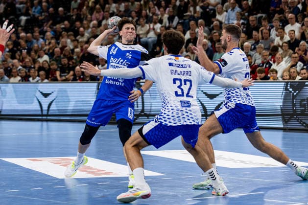 FLENSBURG, GERMANY - SEPTEMBER 30: Lasse Kjaer Moller (SG Flensburg-Handewitt, 64) in attack during the EHF European League match between SG Flensburg-Handewitt vs Fraikin BM. Granollers at GGW Arena on matchday 1 of the Group Matches Group E on September 30, 2026 in Flensburg, Germany. Schleswig-Holstein Germany Copyright: xMarioxM.xKobergx