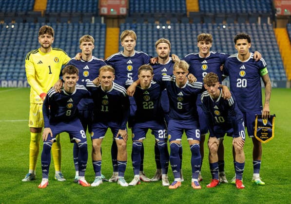 30.09.2026 Scotland U21, U 21 v Azerbaijan: Scotland goalkeeper Liam McFarlane, midfielder Tyler Fletcher, defender Joshua Feeney, defender Henry Fieldson, forward Barnaby Stewart, defender Jeremiah Mullen.front: forward Findlay Curtis, midfielder Taylor Steven, midfielder Dylan Lobban, midfielder Ryan Carr, forward James Wilson Copyright: xWilliexVassx NINTCHDBPICT001112374214