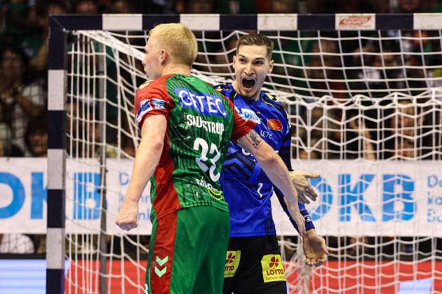 Torwart Dominik Kuzmanovic (SC Magdeburg,1) und Magnus Saugstrup (SC Magdeburg,23) - Handball Bundesliga Saison 2026-2027 SC Magdeburg vs. THW Kiel in der GETEC Arena in Magdeburg - Aktion,Handball,Deutschland,30.09.2026
