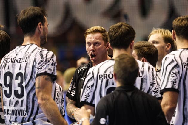Trainer Borge Lund (THW Kiel) und Veron Nacinovic (THW Kiel,93) - Handball Bundesliga Saison 2026-2027 SC Magdeburg vs. THW Kiel in der GETEC Arena in Handball,Deutschland,30.09.2026