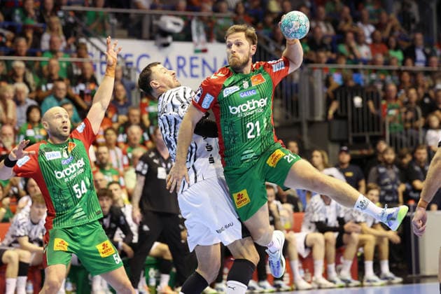 30.09.2026, xBHAx, Handball, Opel HBL, Saison 2026 2027, 1.HBL, SC Magdeburg - THW Kiel, GETEC Arena: Albin Lagergren (SC Magdeburg 21) im Angriff gegen Domagoj Duvnjak (THW Kiel 4) Sachsen-Anhalt Deutschkand