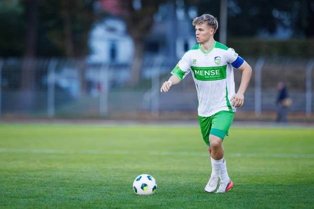 2026.09.30, xkwix, Fußball, Krombacher Westfalenpokal, SC Herford - FC Gütersloh, Ludwig-Jahn-Stadion, Achtelfinale, Saison 2026 2027: Erik Lanfer (FC Gütersloh 28) DFB regulations prohibit any use of photographs as image sequences and or quasi-video. Photo: xKamilxWilkowskixPressefotoKochx Nordrhein-Westfalen Deutschland