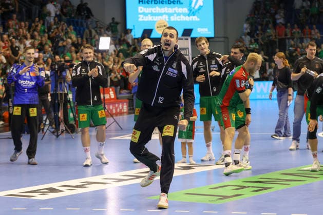 30.09.2026, xgox, Handball Opel HBL, SC Magdeburg - THW Kiel emspor, v.l. Matej Mandic (Magdeburg, 12) Jubel ueber den Sieg, Jubel nach Spielende Magdeburg