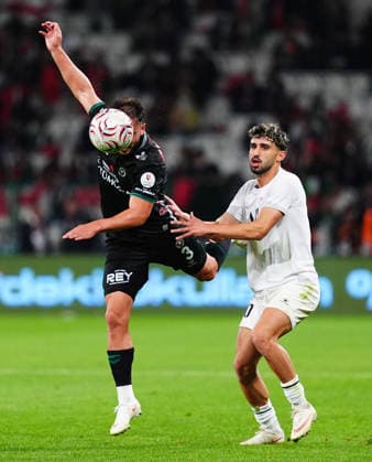 Konyaspor v Palestine - Friendly KONYA, TURKIYE - SEPTEMBER 30: Arif Bosluk of Konyaspor in action against Mahmoud Bakir of the Palestine National Football Team during a friendly match as part of Palestine Day events at Konya Metropolitan Municipality Stadium in Konya, Turkiye on September 30, 2026. Evrim Aydin Anadolu Konya Turkey. Editorial use only. Please get in touch for any other usage.  Copyright: x2026xAnadoluxEvrimxAydinx