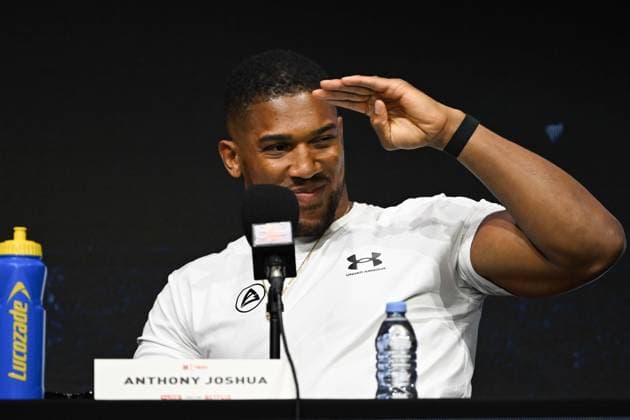 Tyson Fury and Anthony Joshua hold press conference, PK, Pressekonferenz in London before December clash LONDON, UK - SEPTEMBER 30: British heavyweight boxers Tyson Fury (not seen) and Anthony Joshua meet at a press conference ahead of their bout at Principality Stadium in Cardiff on December 11, 2026 held at British Airways ARC, Olympia in London, United Kingdom, September 30, 2026. Rasid Necati Aslim Anadolu London United Kingdom. Editorial use only. Please get in touch for any other usage.  Copyright: x2026xAnadoluxRasidxNecatixAslimx