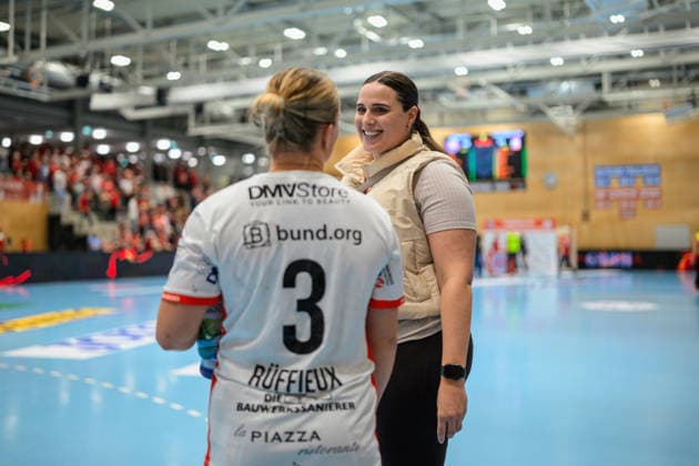 Laura Rueffieux (HSG Blomberg-Lippe, 03) und Josefine Hanfland (Thueringer HC) GER, Thueringer HC gegen HSG Blomberg-Lippe, Handball, DHB-Pokal, Saison 2026 2027, 2. Runde, Mittwoch, 19.00 Uhr, 30.09.2026 GER, Thueringer HC gegen HSG Blomberg-Lippe, Handball, DHB-Pokal, Saison 2026 2027, 2. Runde, Mittwoch, 19.00 Uhr, 30.09.2026 Bad Langensalza Copyright: xMartinxHerbstx