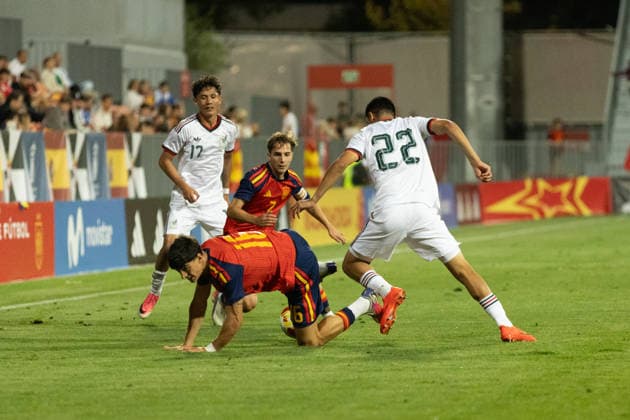 ESP: Sub20 Spain - Mexico Valentin Pezzolesi of Spain during International sub20 friendly match between Spain and Mexico played at Cerro del Espino de Majadahonda, Madrid Stadium on September 30, 2026 in Spain