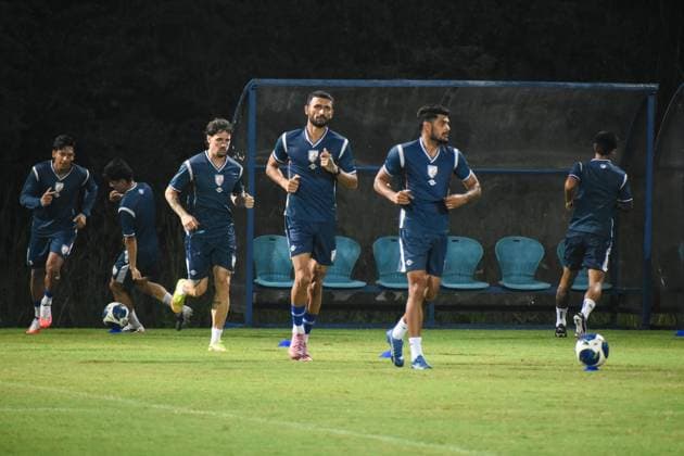 Indian Football Team Practice. Indian football team practices ahead of their International Friendly, Länderspiel, Nationalmannschaft against Brazil in Kolkata, India, on September 30, 2026. Kolkata India  Copyright: xDebarchanxChatterjeex originalFilename:chatterjee-notitle260930_npJz1.jpg