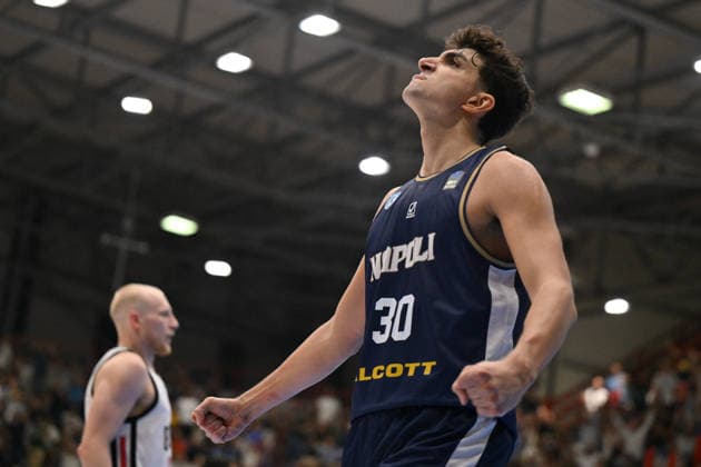 IPA89155935 - Guglielmo Caruso of Napoli Basketball celebrates after scoring during the game against Cosea JL Bourg-en-Bresse in the EuroCup match between Napoli Basketball and Cosea JL Bourg-en-Bresse in Naples, Italy, on September 30, 2026  Copyright: xEnzoxPinelli IPAxSportx xx IPA89155935