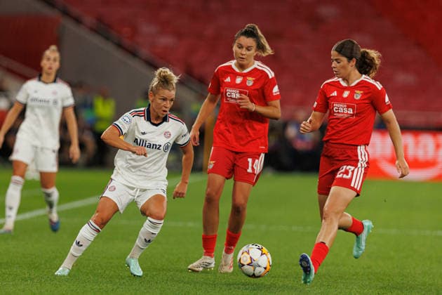 Linda Dalimann and Carolina Tristao seen during UEFA Women™s League game between teams of SL Benfica and Fc Bayern Munchen (Luis Loureiro Ball Raw Images) Lisboa Estadio da Luz Portugal Copyright: xLuisxLoureirox lloureiroSlbwBayernW-2963