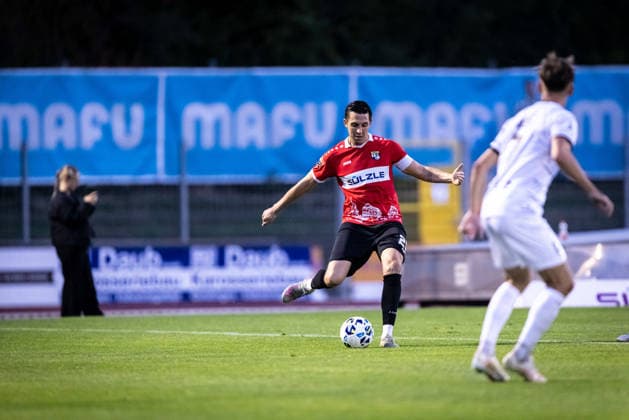 TSG Balingen vs. SSV Ulm 1846 Fußball, Fussball, Landespokal, WFV-Pokal, Achtelfinale, BIZERBA ARENA Balingen 30.09.26 Matthias Schmitz (TSG Balingen Fussball, 25) TSG Balingen vs. SSV Ulm 1846 Fußball, Fussball, Landespokal, WFV-Pokal, Achtelfinale, BIZERBA ARENA Balingen 30.09.26 Foto: Lucca Fundel Balingen BIZERBA ARENA Baden-Württemberg Deutschland