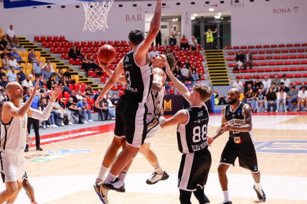 Maxima Roma - U-BT Cluj-Napoca BKT EuroCup 2026-2027 Roma , 30 09 2026 Foto E.Castoria Ciamillo-Castoria Bologna  Copyright: xcastoriax