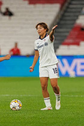 Momoko Tanikawa seen during UEFA Women™s League game between teams of SL Benfica and Fc Bayern Munchen (Luis Loureiro Ball Raw Images) Lisboa Estadio da Luz Portugal Copyright: xLuisxLoureirox lloureiroSlbwBayernW-3353