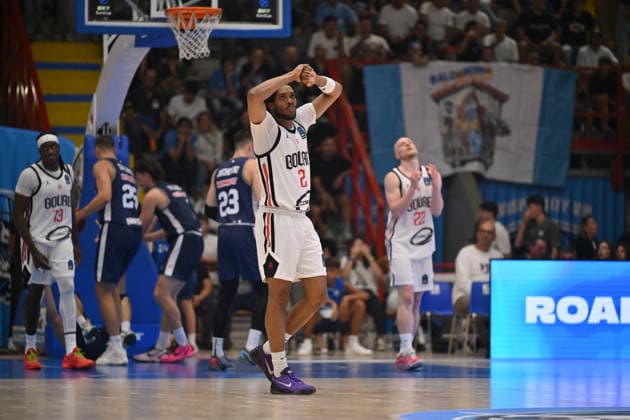 IPA89158065 - Keith Jordan Jr. of Cosea JL Bourg-en-Bresse during the game against Napoli Basketball in the EuroCup basketball match between Napoli Basketball and Cosea JL Bourg-en-Bresse in Naples, Italy, on September 30, 2026  Copyright: xEnzoxPinelli IPAxSportx xx IPA89158065