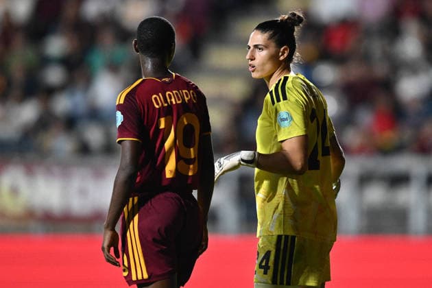 SOCCER - Women s Champions League - AS Roma vs. FC Barcelona, Barca Photo by IPA ABACAPRESS.COM89157772 - Shukurat Oladipo of A.S. Roma Femminile and Rachele Baldi of A.S. Roma Femminile are in action during Matchday 2 of the 2026 27 UEFA Women s Champions League group stage, a soccer match between A.S. Roma and FC Barcelona at Tre Fontane Stadium on September 30, 2026, in Rome, Italy. Rome Italy  Copyright: xIPAxSport ABACAx