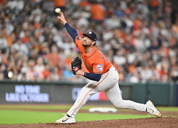 Houston Astros pitcher Peter Lambert (38) throws against the Chicago White Sox in the third inning of an MLB, Baseball Herren, USA American League Wild Card game at Daikin Park in Houston, Texas, on Wednesday, September 30, 2026.  HOU20260930728 MARIAxLYSAKER