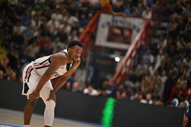 IPA89158231 - Trey Woodbury of Cosea JL Bourg-en-Bresse and Nathan Soliman of Cosea JL Bourg-en-Bresse during the game against Napoli Basketball in the Napoli Basketball vs. Cosea JL Bourg-en-Bresse EuroCup basketball game in Naples, Italy, on September 30, 2026  Copyright: xEnzoxPinelli IPAxSportx xx IPA89158231