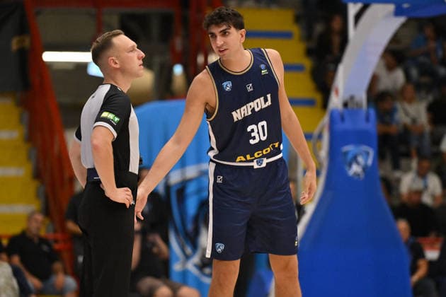 IPA89158233 - Guglielmo Caruso of Napoli Basketball during the game against Cosea JL Bourg-en-Bresse in the Napoli Basketball vs. Cosea JL Bourg-en-Bresse EuroCup basketball game in Naples, Italy, on September 30, 2026  Copyright: xEnzoxPinelli IPAxSportx xx IPA89158233