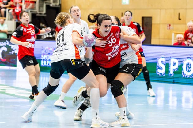 30.09.2026, GER, Handball, Frauen, Saison 2026 2027, DHB-Pokal 2.Runde-Achtelfinale, Thueringer HC - HSG Blomberg-Lippe Karolina Jurenczyk (HSG Blomberg-Lippe), Macela Arounian (Thueringer HC,36), Diana Doegg Magnusdottir (HSG Blomberg-Lippe) 99947 Bad Langensalza Salza Halle Sporthalle Mehrz Thüringen Deutschland