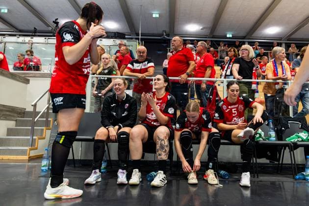 30.09.2026, GER, Handball, Frauen, Saison 2026 2027, DHB-Pokal 2.Runde-Achtelfinale, Thueringer HC - HSG Blomberg-Lippe Levke Kretschmann (Thueringer HC,14), Macela Arounian (Thueringer HC,36), Jolina Huhnstock (Thueringer HC,45), Luca Csikos (Thueringer HC,5) 99947 Bad Langensalza Salza Halle Sporthalle Mehrz Thüringen Deutschland