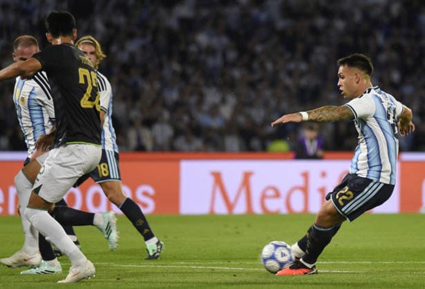 Argentina vs Bolivia Lautaro Martinez Foto: FOTOBAIRES Amistoso. Especial desde Cordoba. Copyright: xJuanxJosexGarciaxJuanxJosexGarciax