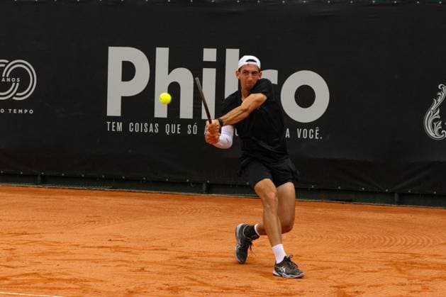 RECORD DATE NOT STATED fernandez (bra) contra midon (arg) pelo ATP, Tennis Herren challenger curitiba Curitiba (PR) 09 30 2026 - ATP Challenger Curitiba Fernandez Midon - Tennis player Bruno Fernandez (BRA) against Lautaro Midon (ARG) for the ATP Challenger Curitiba tournament, at the Graciosa Country Club on the afternoon of Wednesday, September 30, 2026.(Foto: Edson De Souza Thenews2 imago images) SPO  Copyright: xEdsonxDexSouzax
