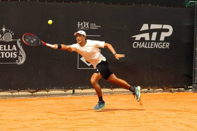 RECORD DATE NOT STATED Ribeiro (Brazil) vs. Sakamoto (Brazil) at the ATP, Tennis Herren Challenger Curitiba Curitiba (PR), 09 30 2026 - ATP Challenger Curitiba Ribeiro Sakamoto - Tennis player Pedro Sakamoto (BRA) against Eduardo Ribeiro for the ATP Challenger Curitiba tournament, at the Graciosa Country Club on the morning of Wednesday, September 30, 2026.(Foto: Edson De Souza Thenews2 imago images) SPO  Copyright: xEdsonxDexSouzax