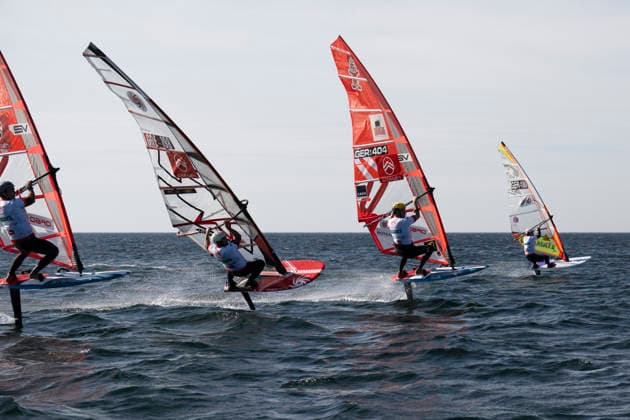 PWA - Citroen - World Windsurfing Tour Sylt 2026 - Tag 5 - Slalom Foil Men; Sylt Westerland, 30.09.2026 Fabian Wolf (Slalom Foil Men, Germany, GER-404); PWA - Citroen - World Windsurfing Tour Sylt 2026 - Tag 5 - Slalom Foil Men am 30.09.2026 vor dem Brandenburger Strand - Motorboot auf Sylt Westerland (Deutschland). Copyright: xBEAUTIFULxSPORTS AndreasxDickx