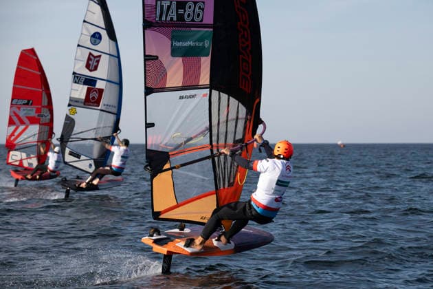 PWA - Citroen - World Windsurfing Tour Sylt 2026 - Tag 5 - Slalom Foil Men; Sylt Westerland, 30.09.2026 Amado Vrieswijk (Slalom Foil Men and Freestyle Men, Bonaire, NB-20); Nacho Baltasar Summers (Slalom Foil Men, Spain, ESP-1); Fabian Wolf (Slalom Foil Men, Germany, GER-404); PWA - Citroen - World Windsurfing Tour Sylt 2026 - Tag 5 - Slalom Foil Men am 30.09.2026 vor dem Brandenburger Strand - Motorboot auf Sylt Westerland (Deutschland). Copyright: xBEAUTIFULxSPORTS AndreasxDickx