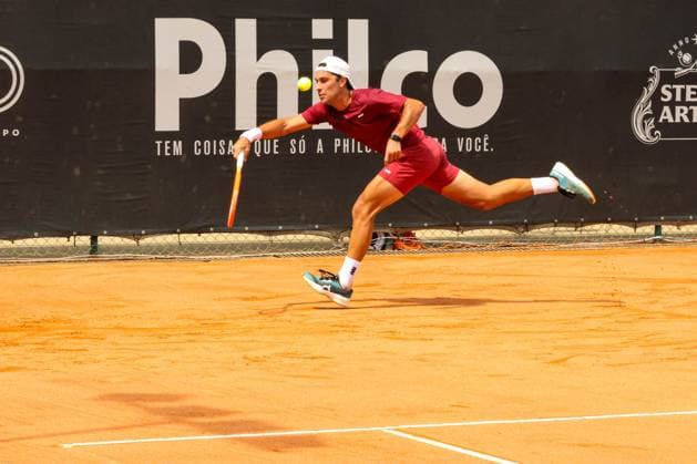 RECORD DATE NOT STATED Ribeiro (Brazil) vs. Sakamoto (Brazil) at the ATP, Tennis Herren Challenger Curitiba Curitiba (PR), 09 30 2026 - ATP Challenger Curitiba Ribeiro Sakamoto - Tennis player Eduardo Ribeiro against Pedro Sakamoto (BRA) for the ATP Challenger Curitiba tournament, at the Graciosa Country Club on the morning of Wednesday, September 30, 2026.(Foto: Edson De Souza Thenews2 imago images) SPO  Copyright: xEdsonxDexSouzax