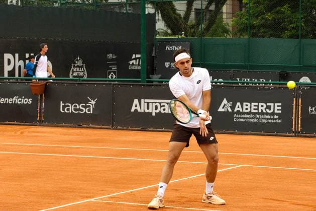 RECORD DATE NOT STATED Torres (Argentina) vs. Barrios Vera (Chile) for the ATP, Tennis Herren Challenger Curitiba Curitiba (PR), 09 30 2026 - ATP Challenger Curitiba Torres Barrios - Tennis player Juan Bautista Torres (ARG) against Tomas Barrios Vera (CHI) for the ATP Challenger Curitiba tournament, at the Graciosa Country Club on the afternoon of Wednesday, September 30, 2026.(Foto: Edson De Souza Thenews2 imago images) SPO  Copyright: xEdsonxDexSouzax