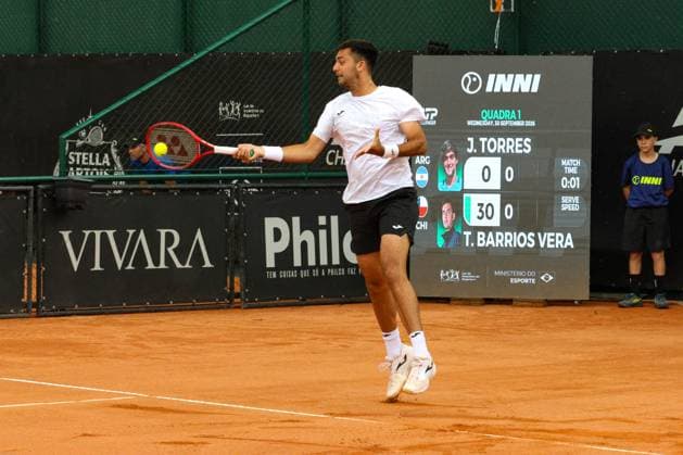 RECORD DATE NOT STATED Torres (Argentina) vs. Barrios Vera (Chile) for the ATP, Tennis Herren Challenger Curitiba Curitiba (PR), 09 30 2026 - ATP Challenger Curitiba Torres Barrios - Tennis player Tomas Barrios Vera (Chile) against Juan Bautista Torres (Argentina) for the ATP Challenger Curitiba tournament, at the Graciosa Country Club on the afternoon of Wednesday, September 30, 2026.(Foto: Edson De Souza Thenews2 imago images) SPO  Copyright: xEdsonxDexSouzax