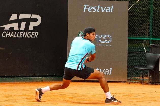 RECORD DATE NOT STATED Tennis player Guto Miguel in his first victory as a professional. Curitiba (PR), 09 30 2026 - ATP, Tennis Herren Challenger Curitiba Guto Miguel - After reaching the junior final at the US Open in early September, Guto Miguel decided it was time to take the next step and begin the transition to the professional circuit. This Wednesday, the 17-year-old from Goias debuted at the Curitiba Challenger with a victory, achieving his first career win as a professional tennis player. The Brazilian prospect benefited from the withdrawal of Argentinian Facundo Mena and advanced to the round of 16 of the 75-level tournament.(Foto: Edson De Souza Thenews2 imago images) SPO  Copyright: xEdsonxDexSouzax