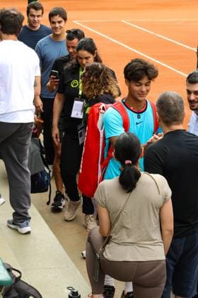 RECORD DATE NOT STATED Tennis player Guto Miguel in his first victory as a professional. Curitiba (PR), 09 30 2026 - ATP, Tennis Herren Challenger Curitiba Guto Miguel - After reaching the junior final at the US Open in early September, Guto Miguel decided it was time to take the next step and begin the transition to the professional circuit. This Wednesday, the 17-year-old from Goias debuted at the Curitiba Challenger with a victory, achieving his first career win as a professional tennis player. The Brazilian prospect benefited from the withdrawal of Argentinian Facundo Mena and advanced to the round of 16 of the 75-level tournament.(Foto: Edson De Souza Thenews2 imago images) SPO  Copyright: xEdsonxDexSouzax